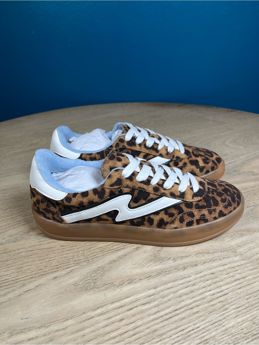 Madden Girl Giia Leopard Print Sneakers Lace Up Casual Shoes Women’s Size 6.5 - Picture 2 of 8